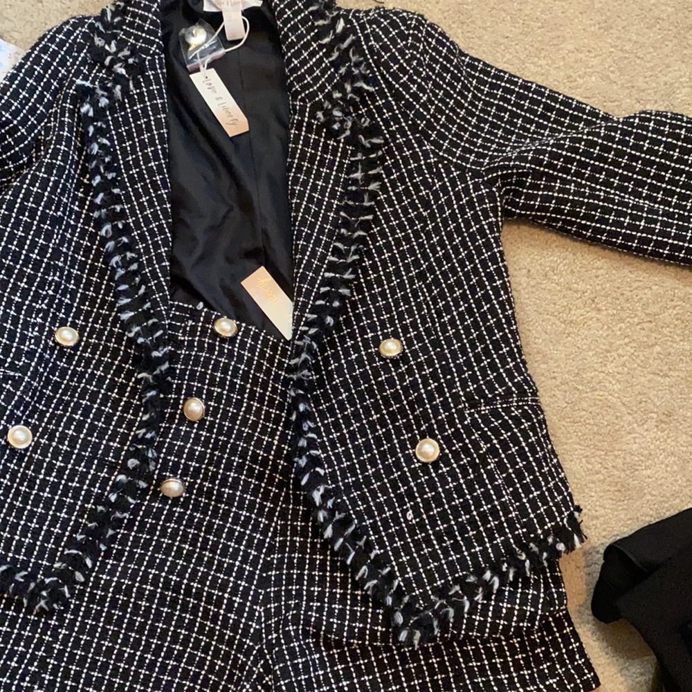 Tweed set- shorts with blazer
